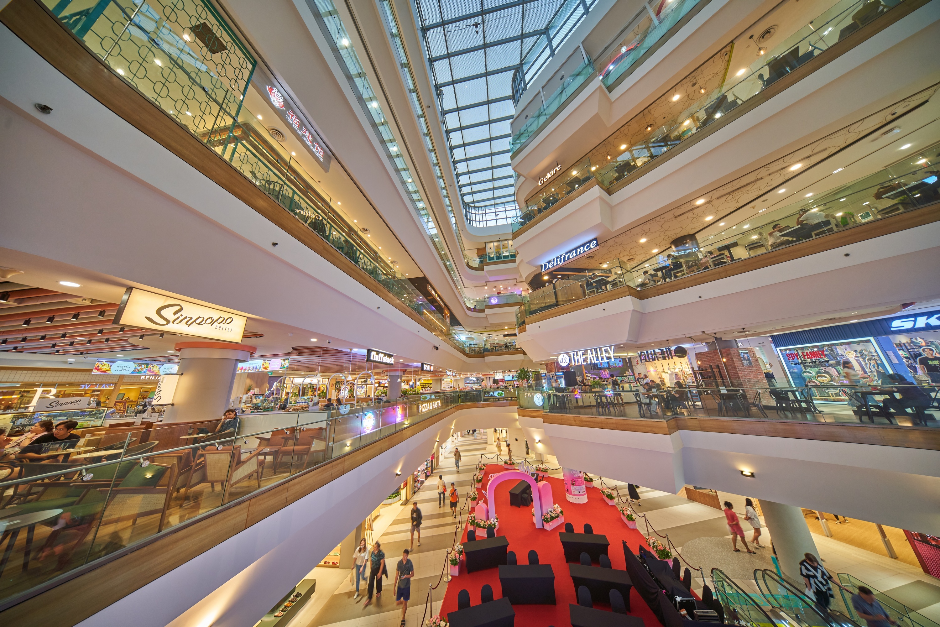 Tampines 1
