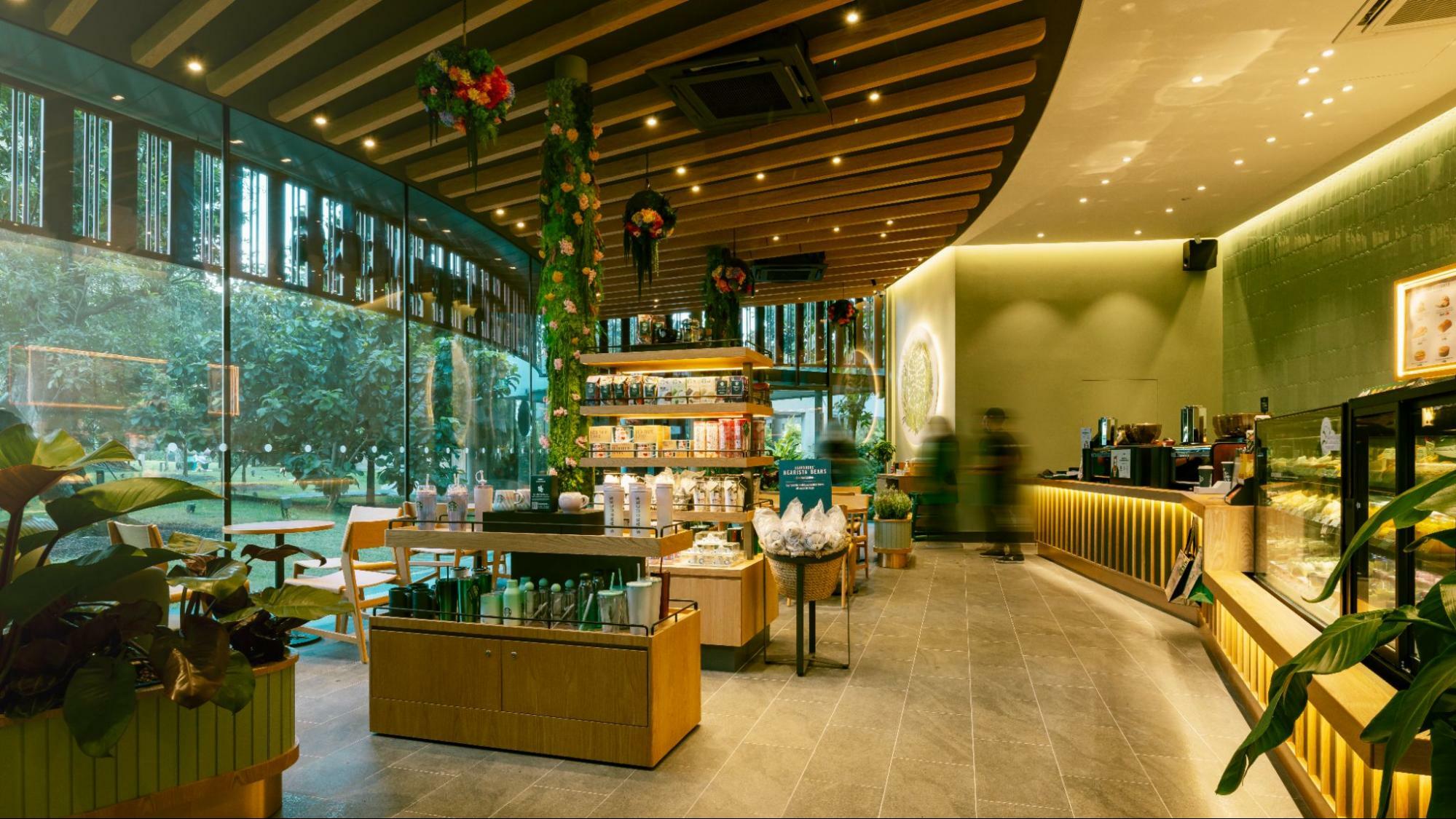 Pet-friendly Starbucks at Gardens by the Bay Singapore's Active Garden