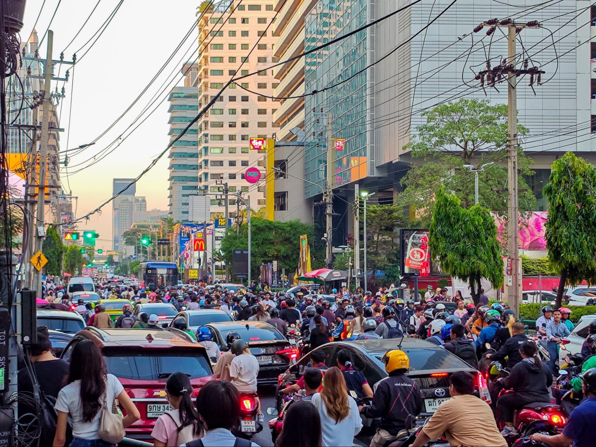 Is it safe to travel to Bangkok after earthquake?