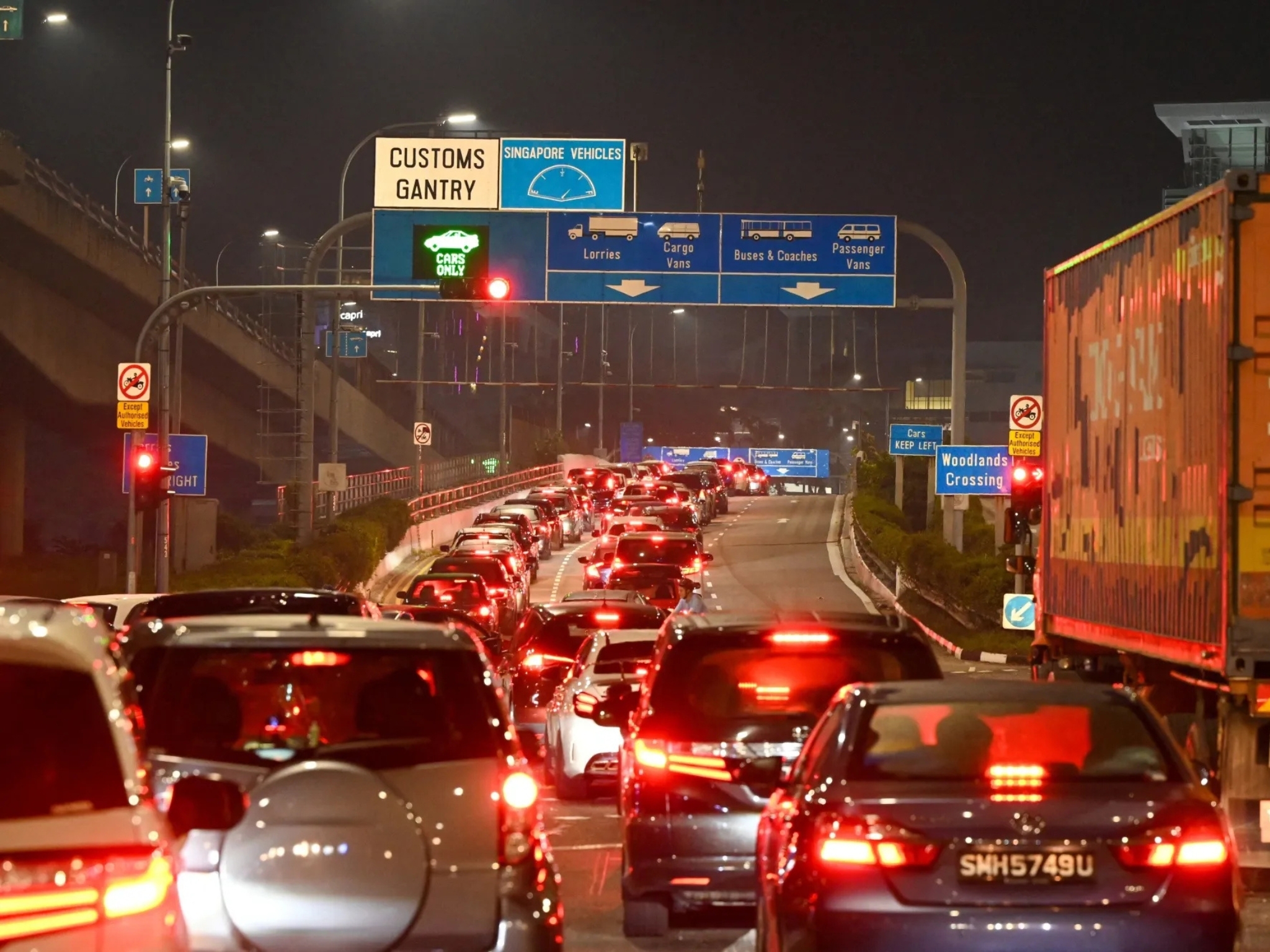 Singapore customs