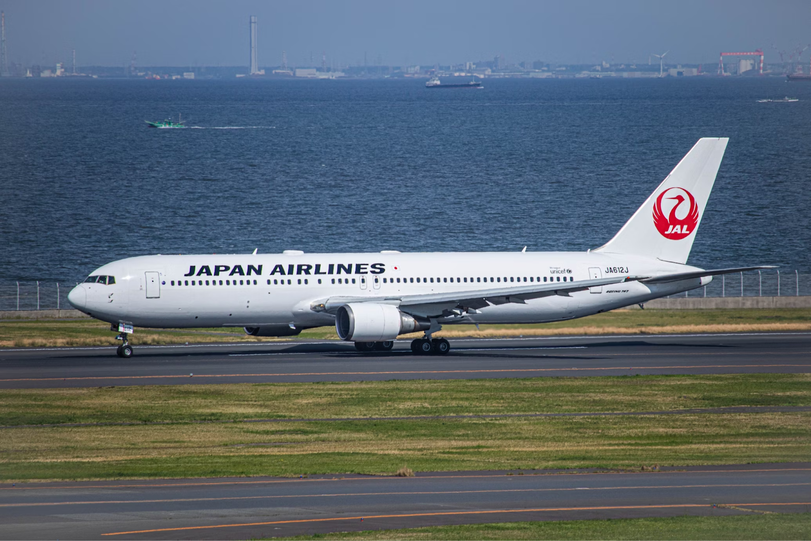 Japan Airlines Singapore to Tokyo flight promotion with free domestic flights 2024
