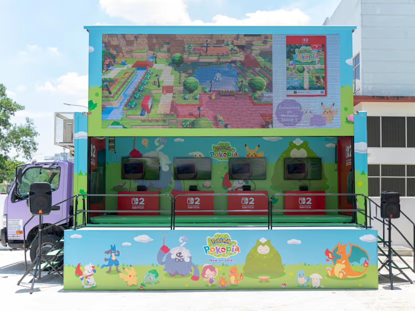 Pokémon truck