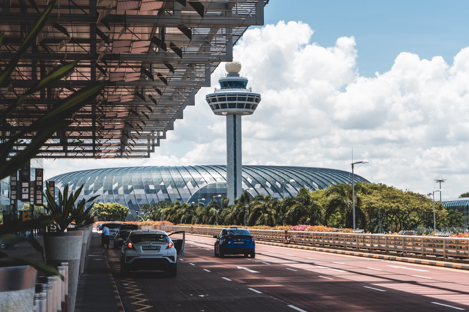 Singaporeans are the world's largest spenders on holidays overseas