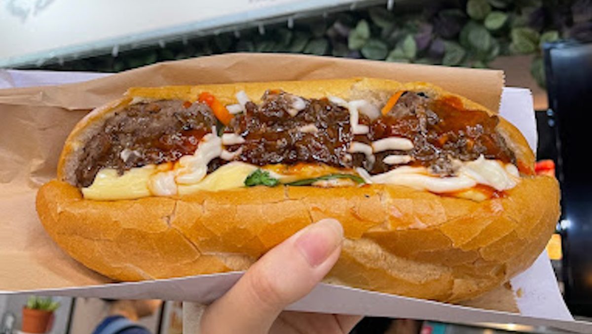 Ba Buong Banh Mi