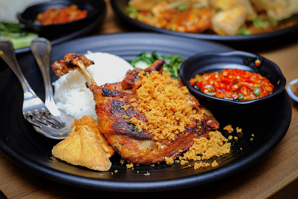 Bebek Goreng Pak Ndut