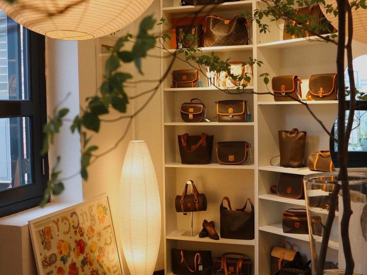 The Née Vintage Store luxury vintage fashion Singapore